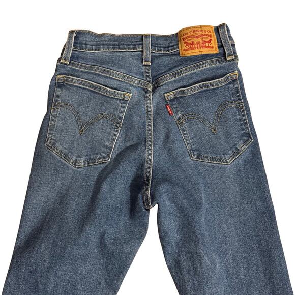 Levi’s Wedgie Straight Jeans in Blue Medium Wash Distressed Stretch Size 25 - Picture 6 of 12